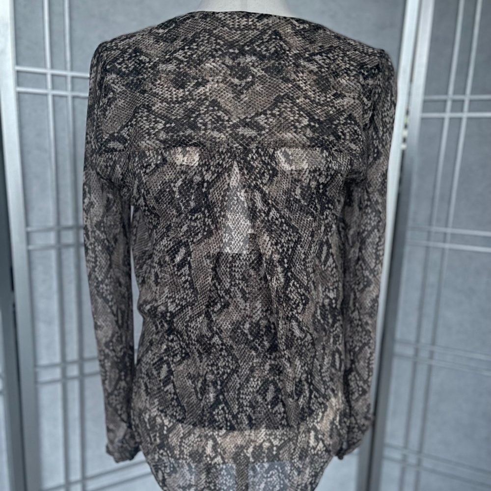 Nwt Veronica Beard Python Print Lowell Blouse Sz 4 - image 2